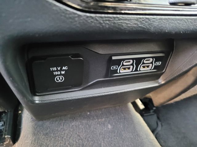 Used 2024 Jeep Grand Cherokee Altitude image 10