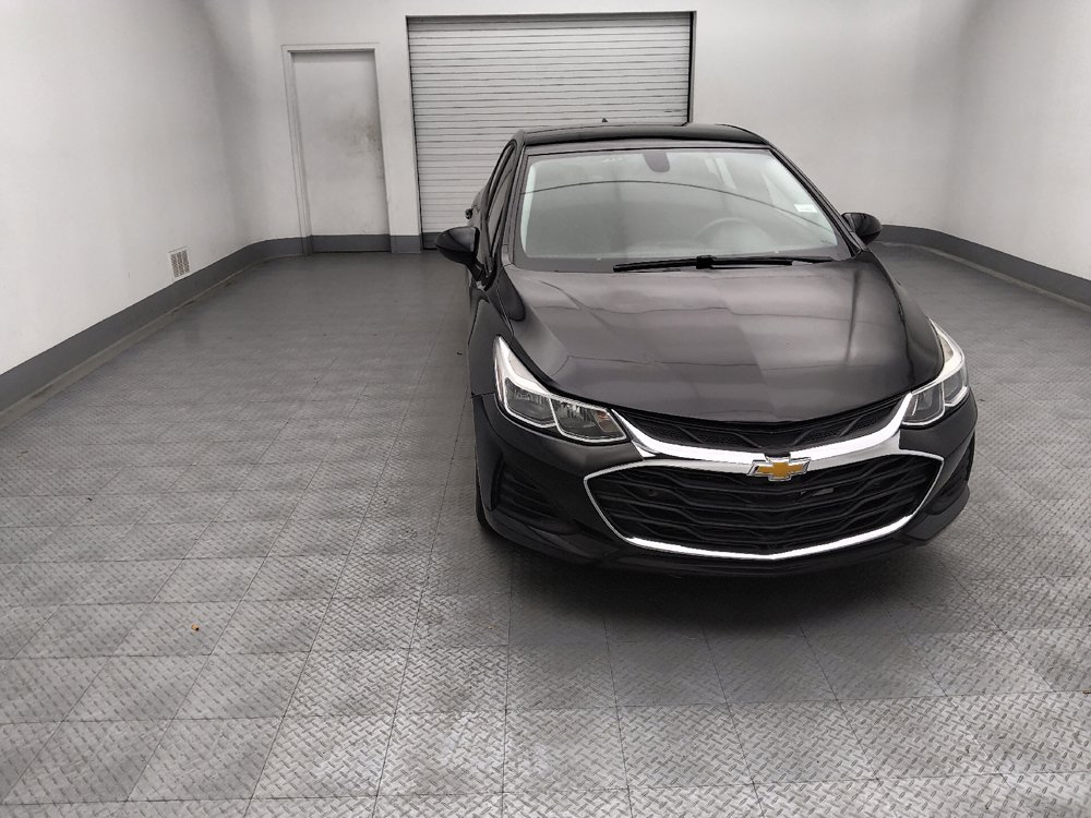 Used 2019 Chevrolet Cruze LS w/ LS Convenience Package FWD image 14