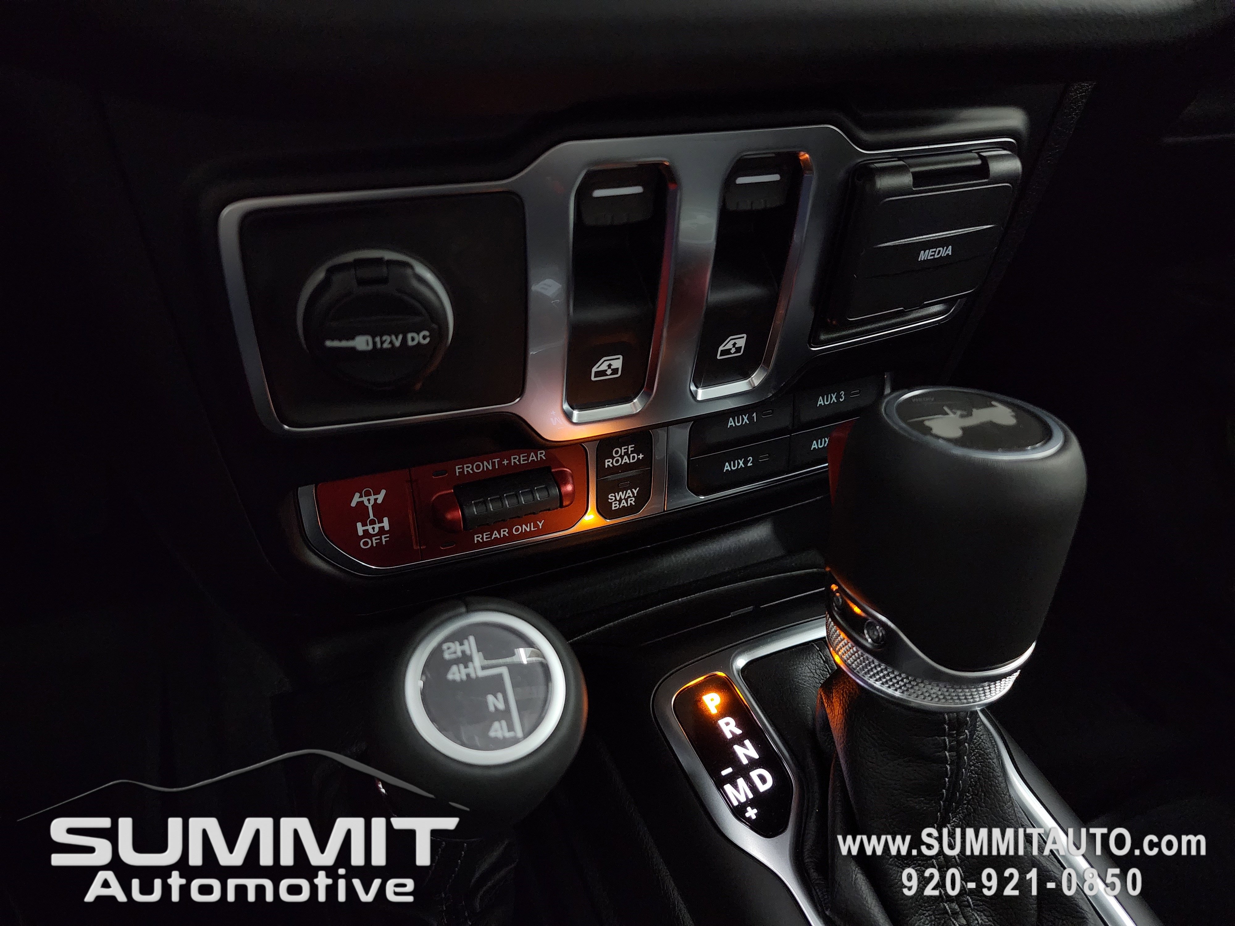 New 2026 Jeep Wrangler Rubicon AWD/4WD image 36