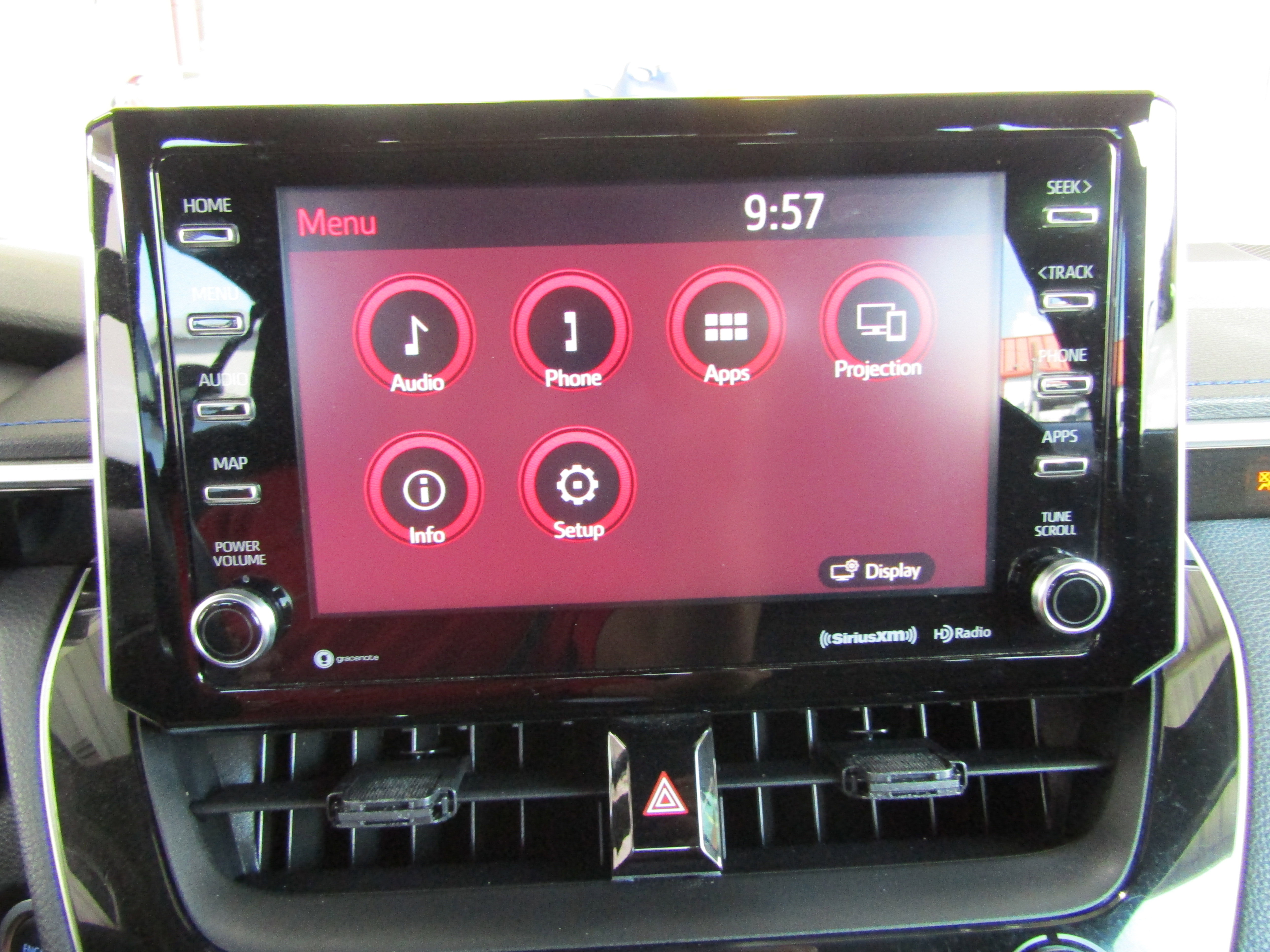 Used 2020 Toyota Corolla XSE image 17