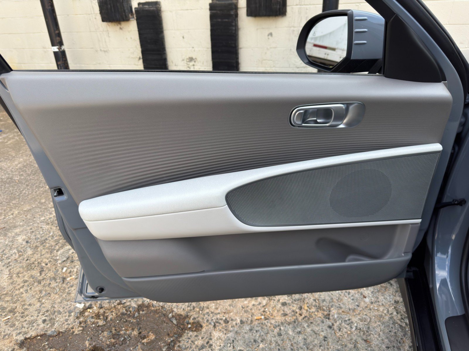 Used 2023 Hyundai Ioniq 6 SEL RWD image 40