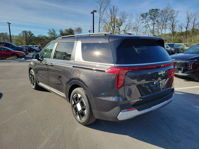 New 2026 Kia Carnival EX image 3