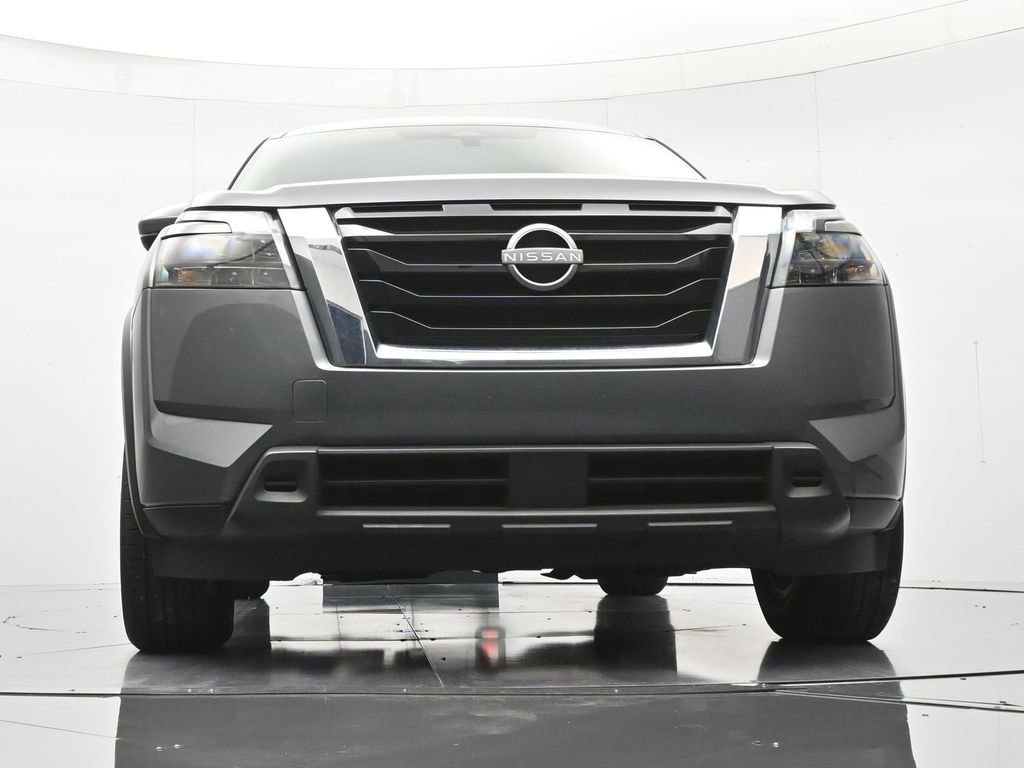 Used 2024 Nissan Pathfinder SV image 37