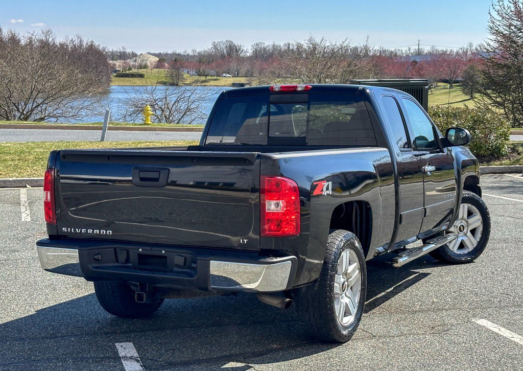 Used 2008 Chevrolet Silverado 1500 LT w/ All Star Edition image 12