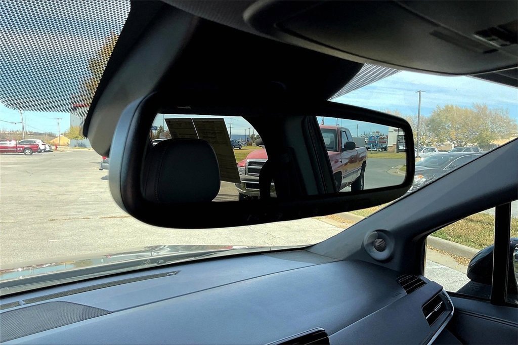 Used 2024 Toyota Sienna XSE image 27