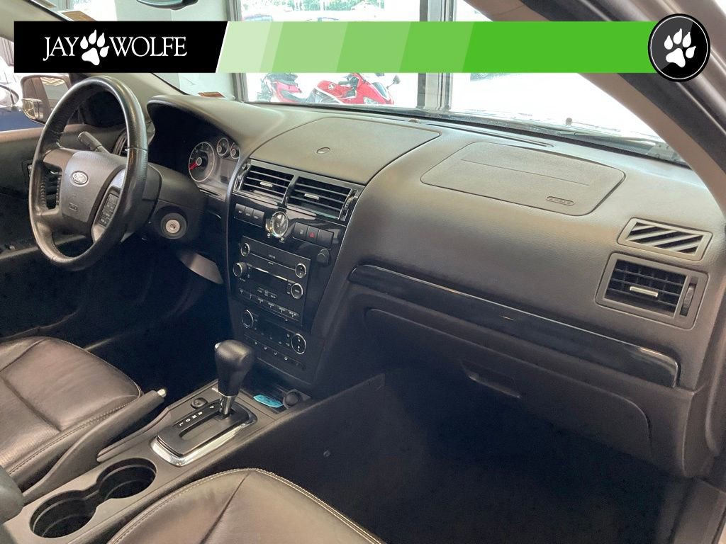Used 2009 Ford Fusion SEL FWD image 16