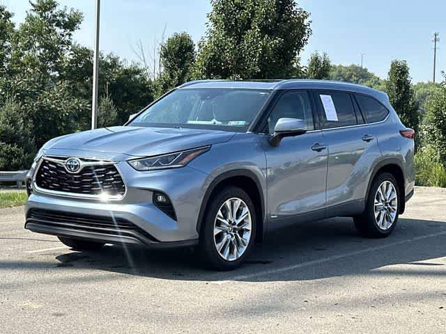 Used 2023 Toyota Highlander Limited