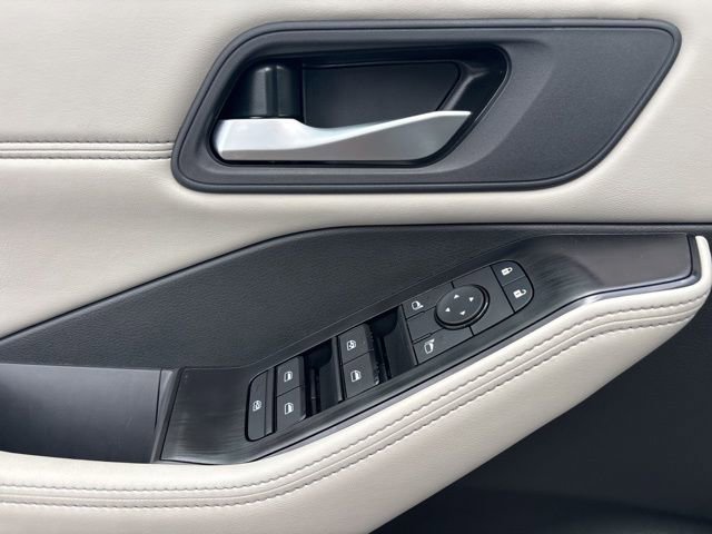 New 2026 Nissan Rogue SV image 21