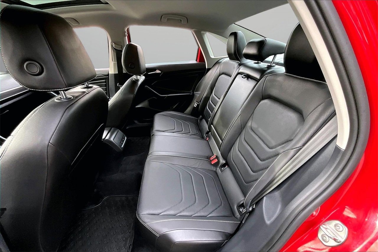 Used 2022 Volkswagen Jetta SEL image 23