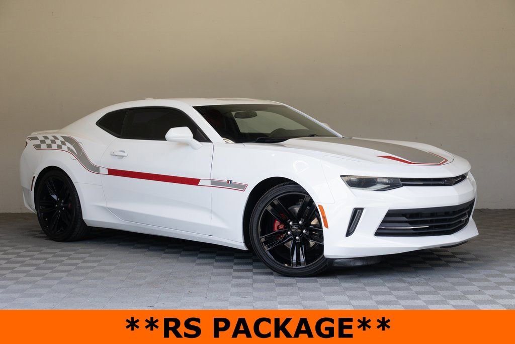 Used 2017 Chevrolet Camaro LT image 2