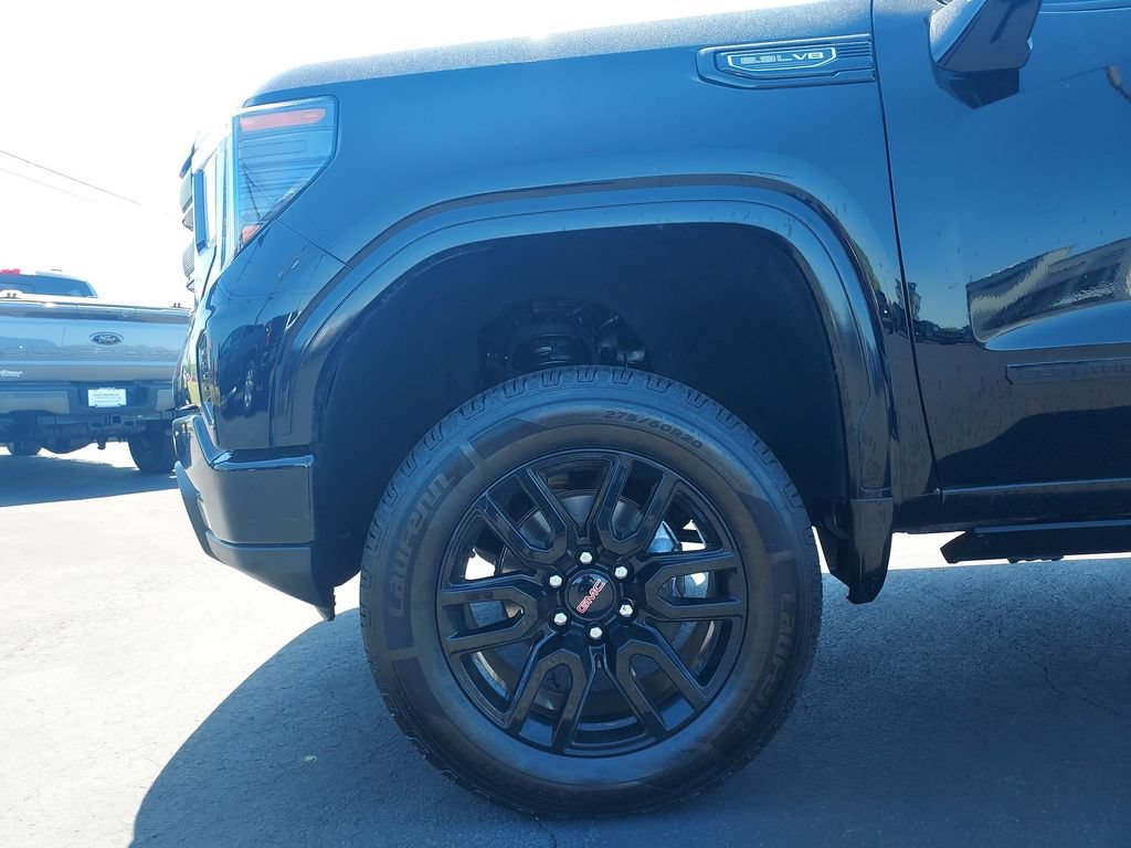 Used 2022 GMC Sierra 1500 Elevation w/ Elevation Premium Package AWD/4WD image 16