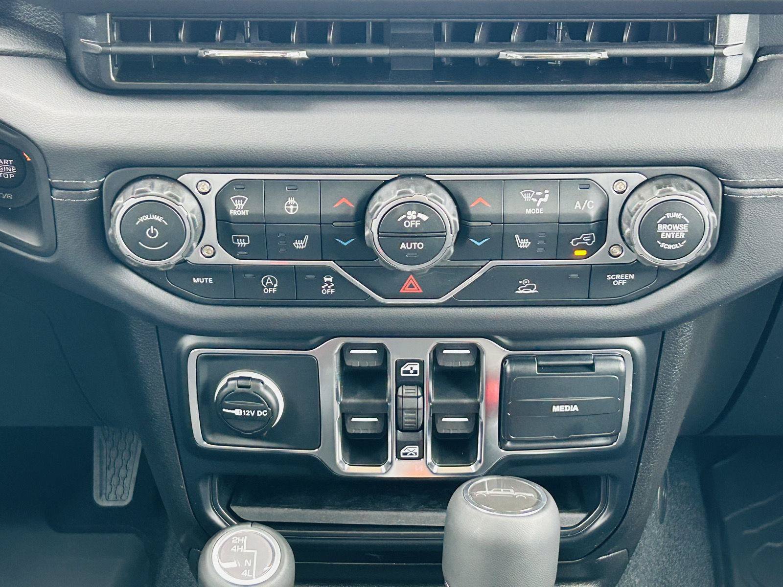New 2026 Jeep Gladiator Sport AWD/4WD image 20
