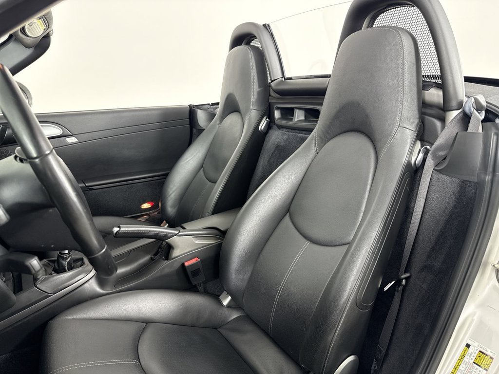 Used 2009 Porsche Boxster RWD image 5