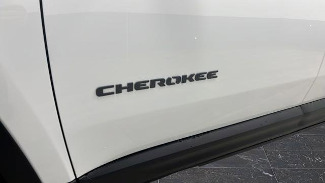 New 2026 Jeep Cherokee Overland w/ Trailer Tow Group image 35
