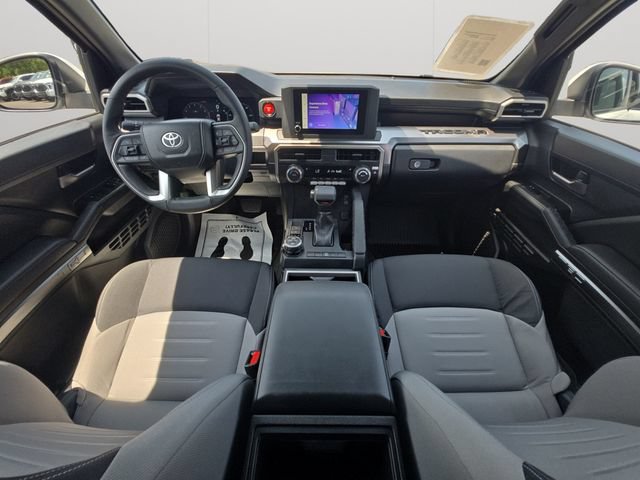 Certified 2026 Toyota Tacoma TRD Off-Road AWD/4WD image 17