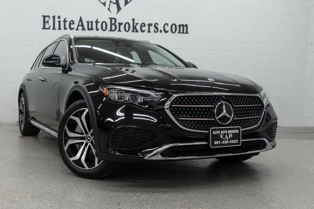 Used 2025 Mercedes-Benz E 450 4MATIC All-Terrain Wagon w/ Leather Package image 6