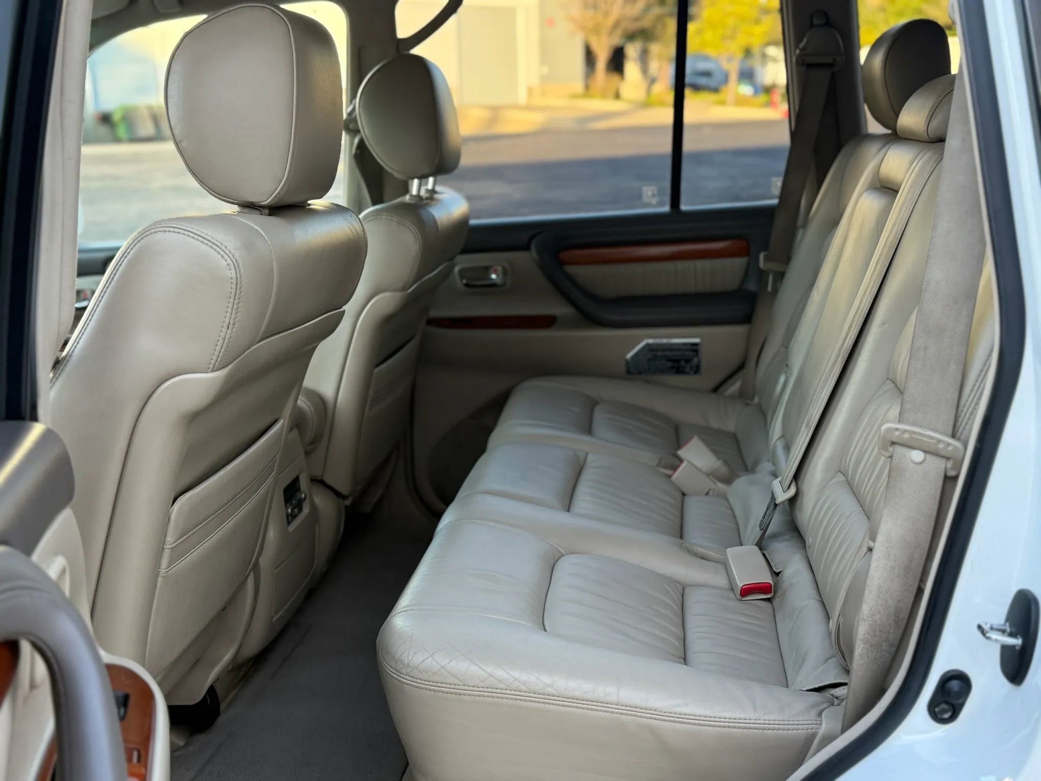 Used 2006 Lexus LX 470 4WD image 24