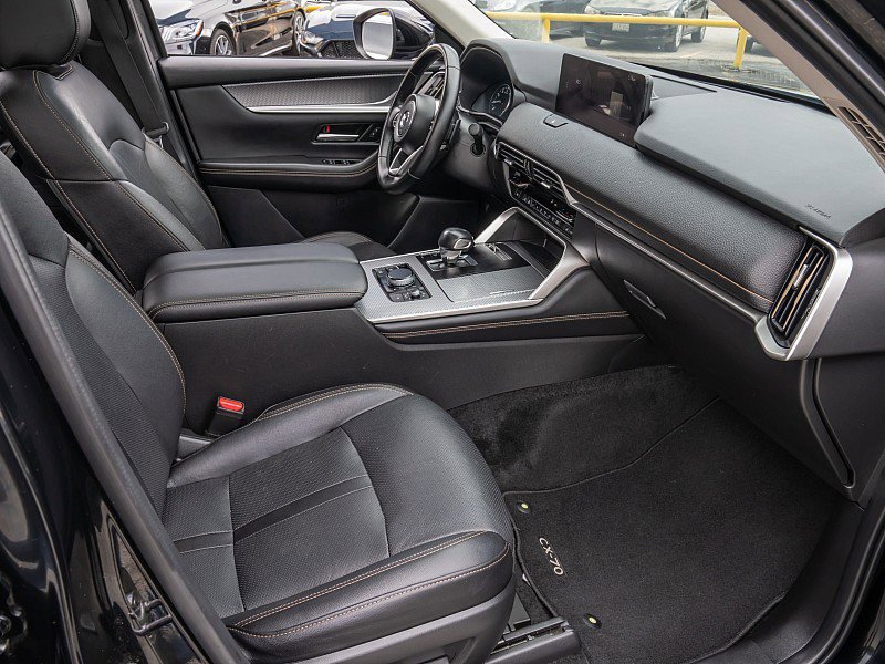 Used 2025 MAZDA CX-70 3.3 Turbo w/ Preferred Package image 19