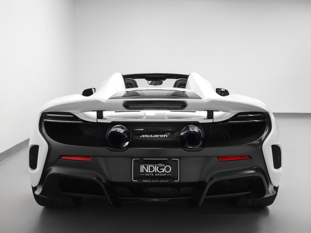 Used 2016 McLaren 675LT Spider RWD image 41