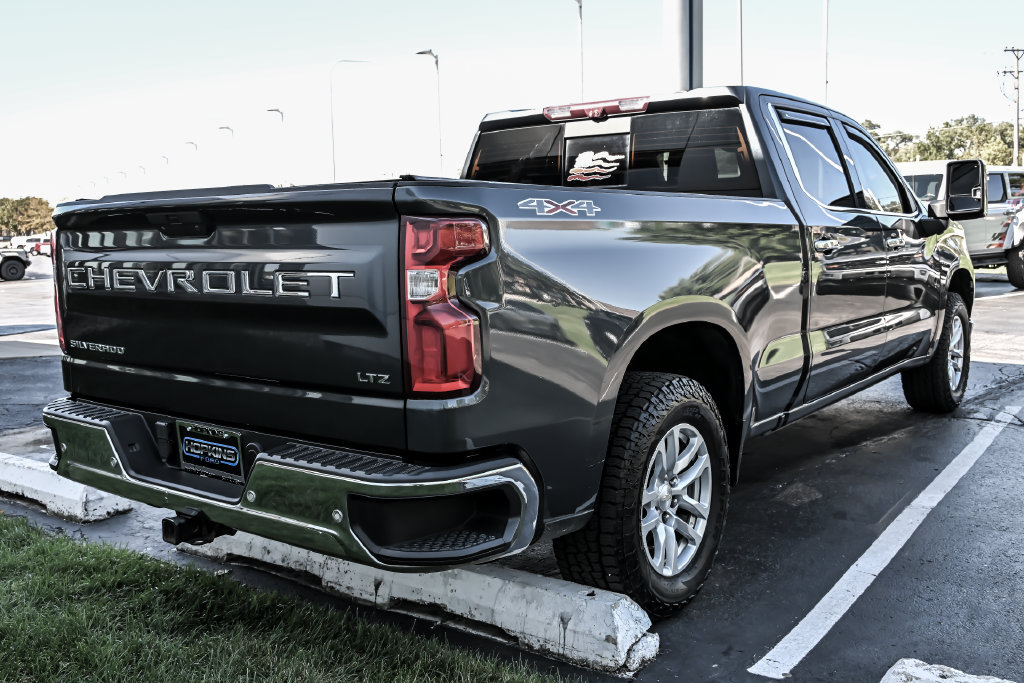 Used 2020 Chevrolet Silverado 1500 LTZ w/ LTZ Plus Package AWD/4WD image 8