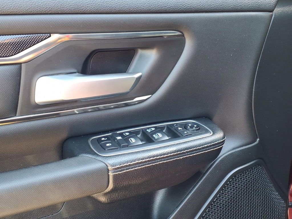 Used 2019 RAM 1500 Sport w/ Level 2 Equipment Group AWD/4WD image 4