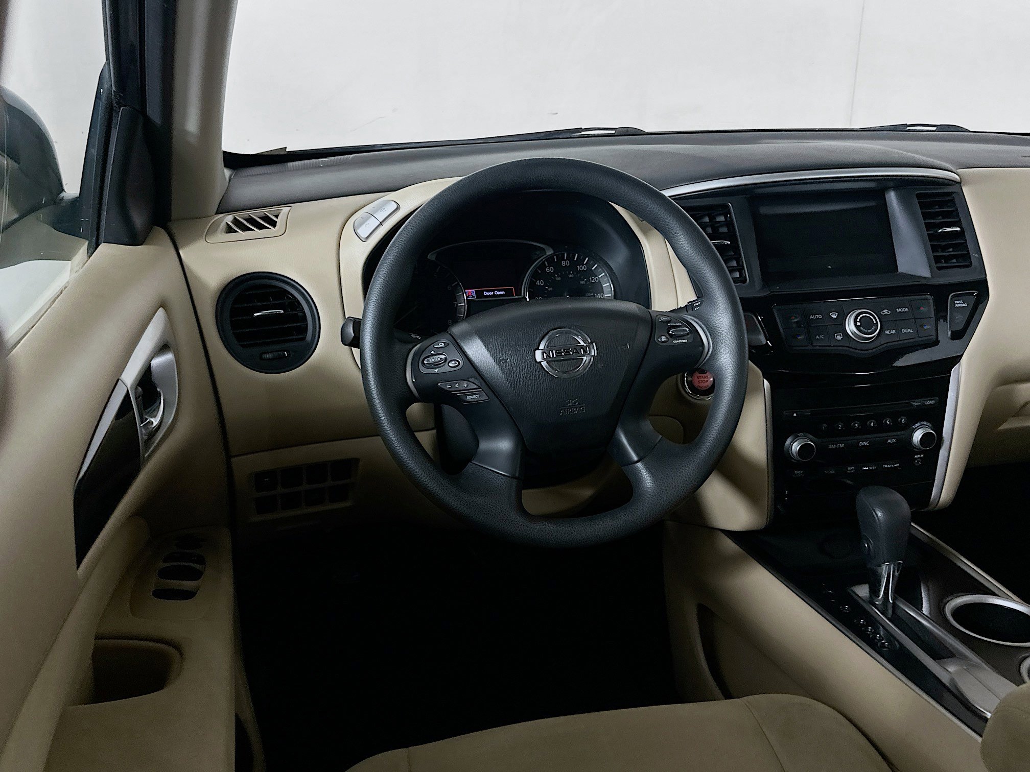 Used 2016 Nissan Pathfinder S image 17