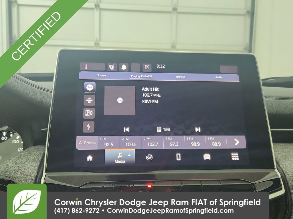 Used 2024 Jeep Compass Latitude image 24