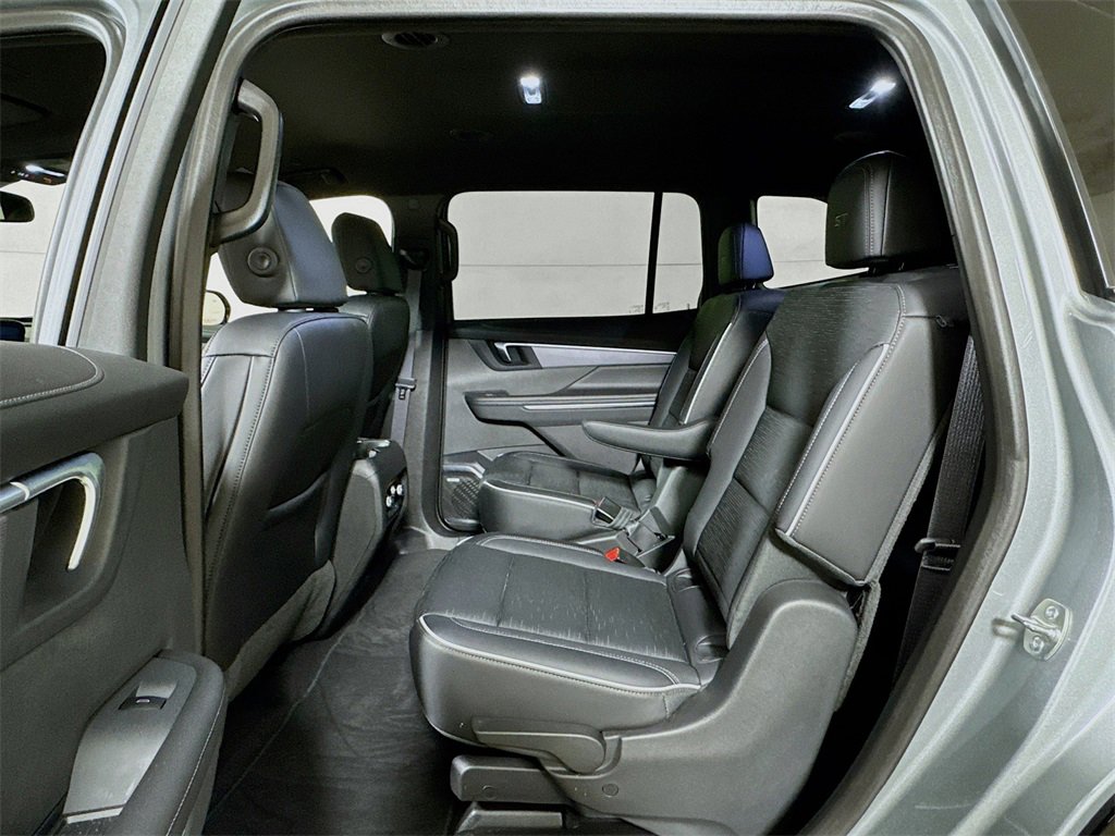 Certified 2025 Buick Enclave Sport Touring image 23