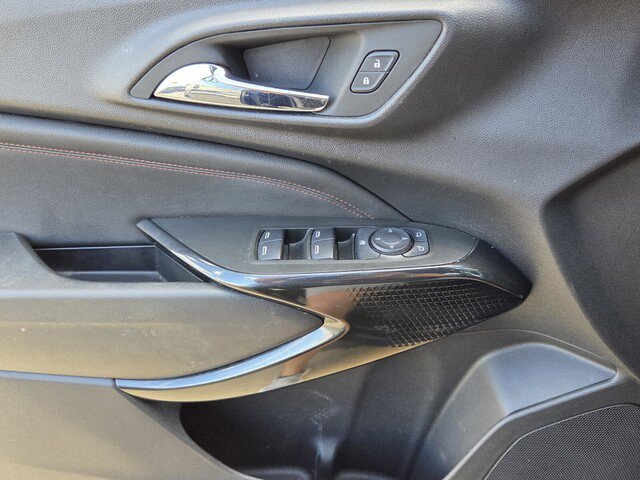 Used 2024 Chevrolet Trax RS image 20