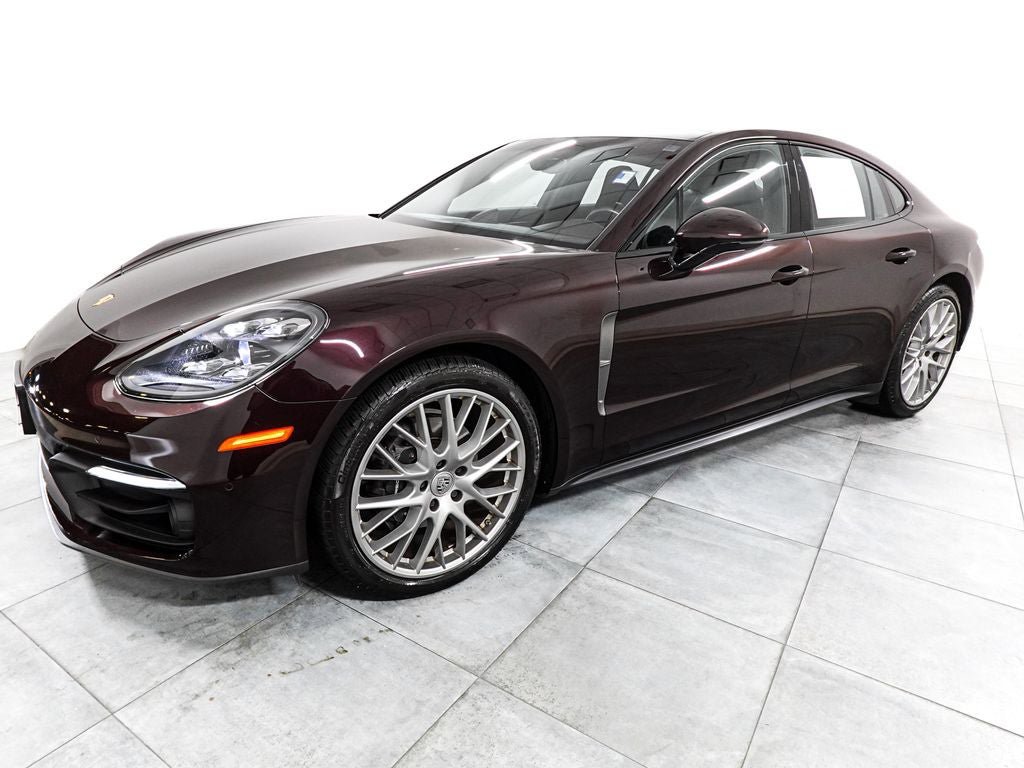 Used 2023 Porsche Panamera 4 Platinum Edition AWD/4WD image 4