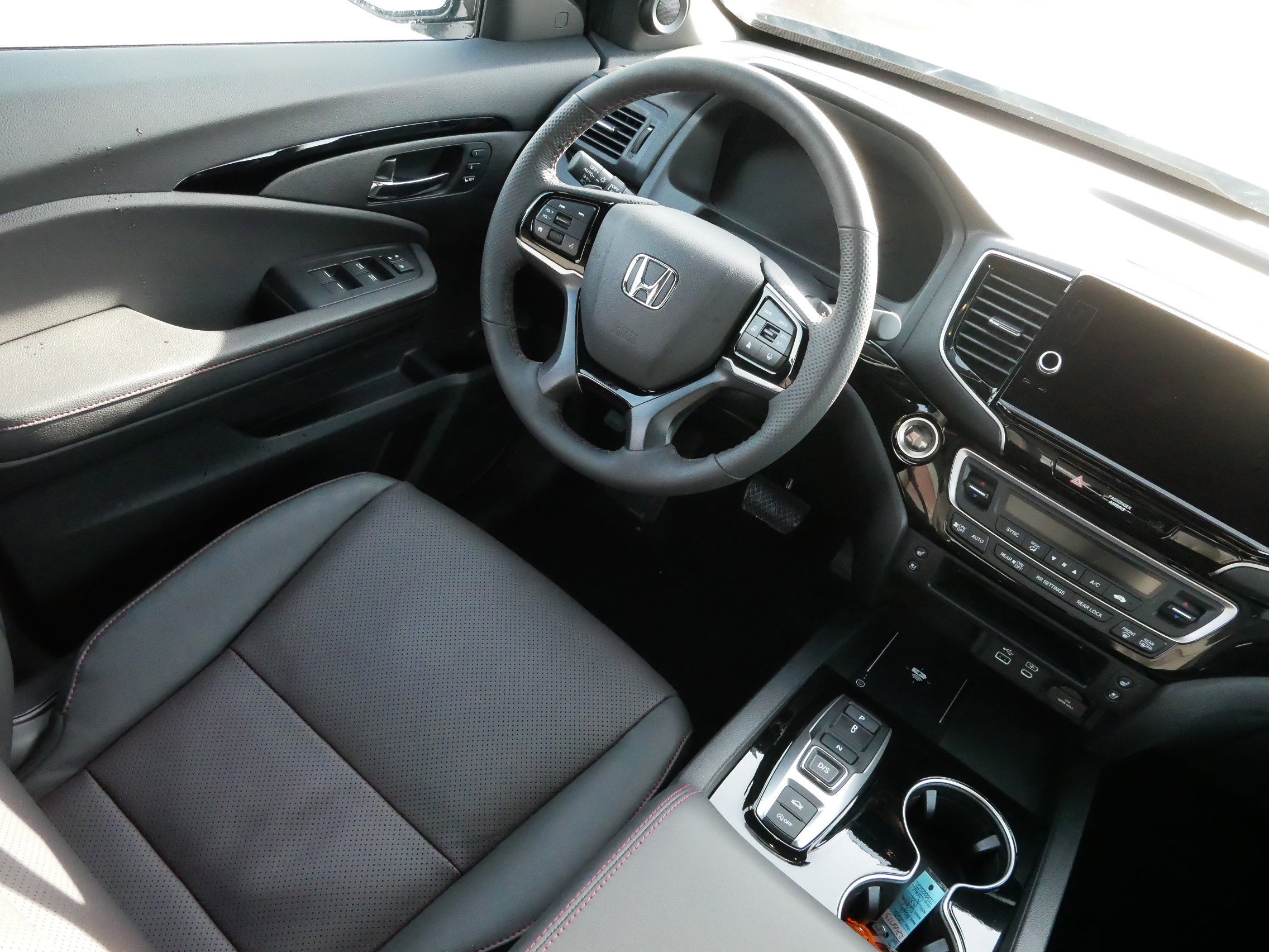 Certified 2026 Honda Ridgeline Black Edition image 9