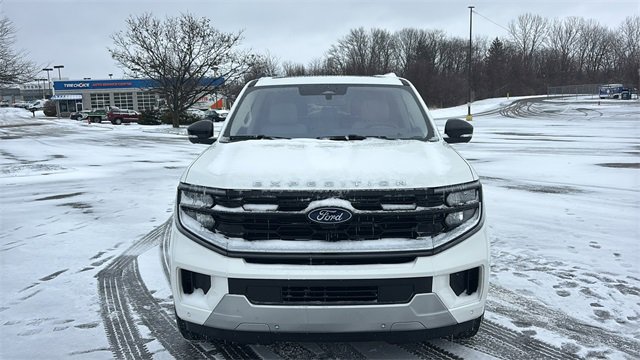 Used 2025 Ford Expedition Platinum image 6