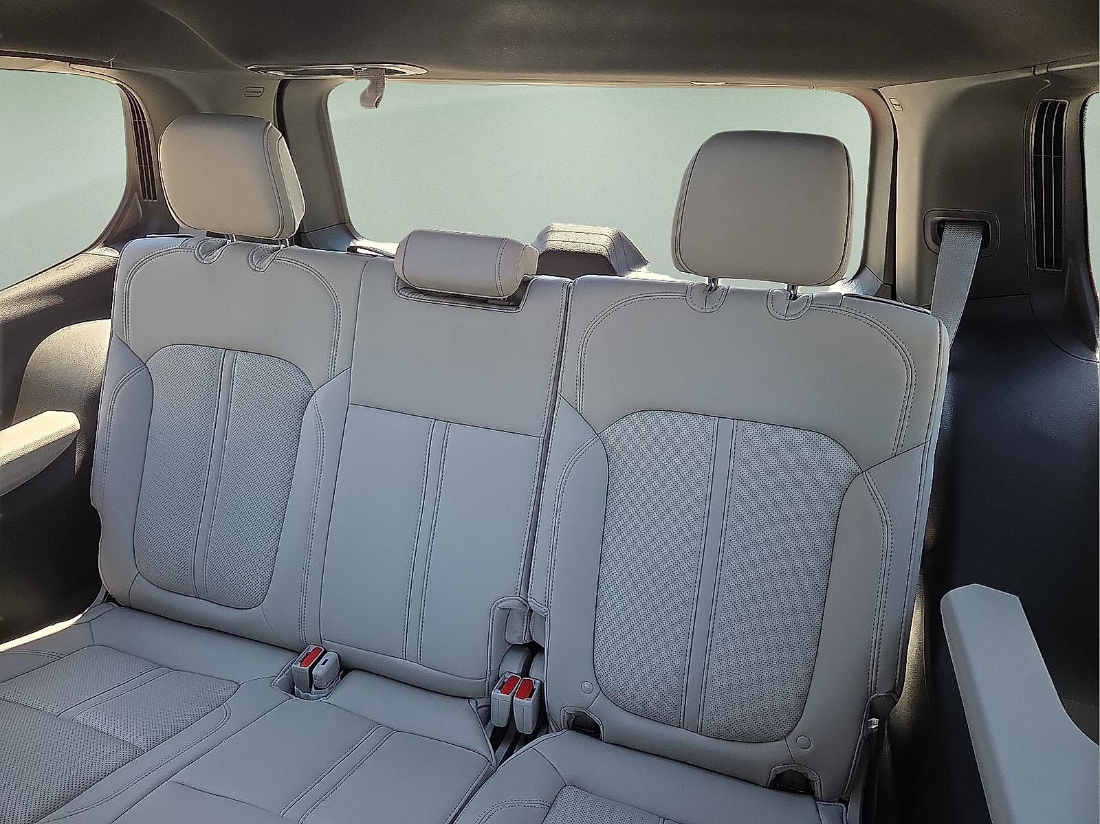 New 2026 Jeep Grand Wagoneer Limited AWD/4WD image 10