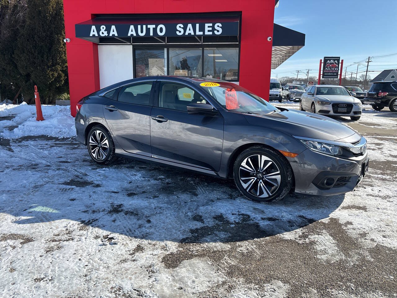 Used 2018 Honda Civic EX-T image 3