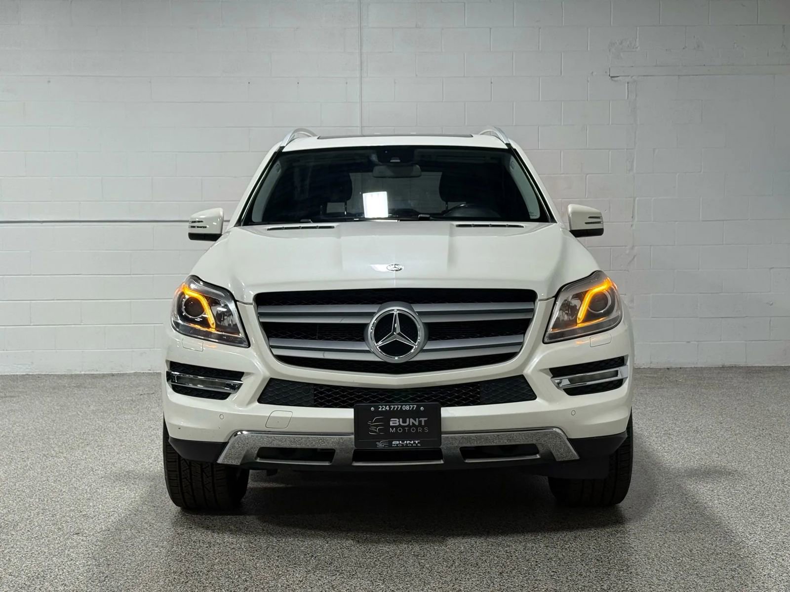 Used 2014 Mercedes-Benz GL 450 4MATIC image 3