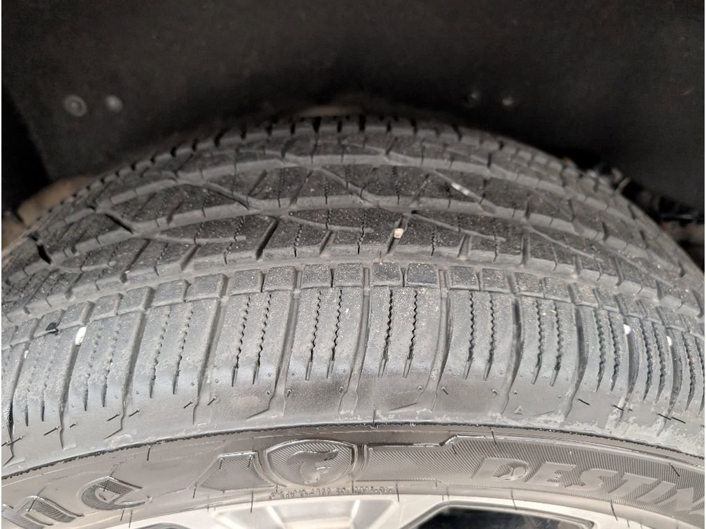 Used 2017 Chevrolet Suburban Premier image 23