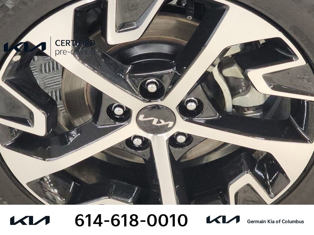 Certified 2025 Kia Sportage EX image 12