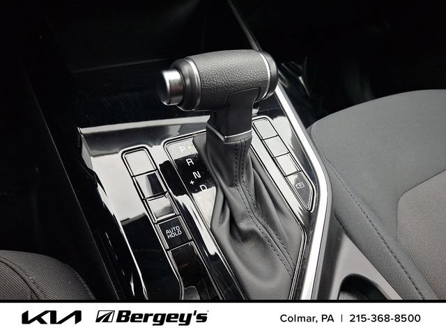 Certified 2024 Kia Niro LX FWD image 17