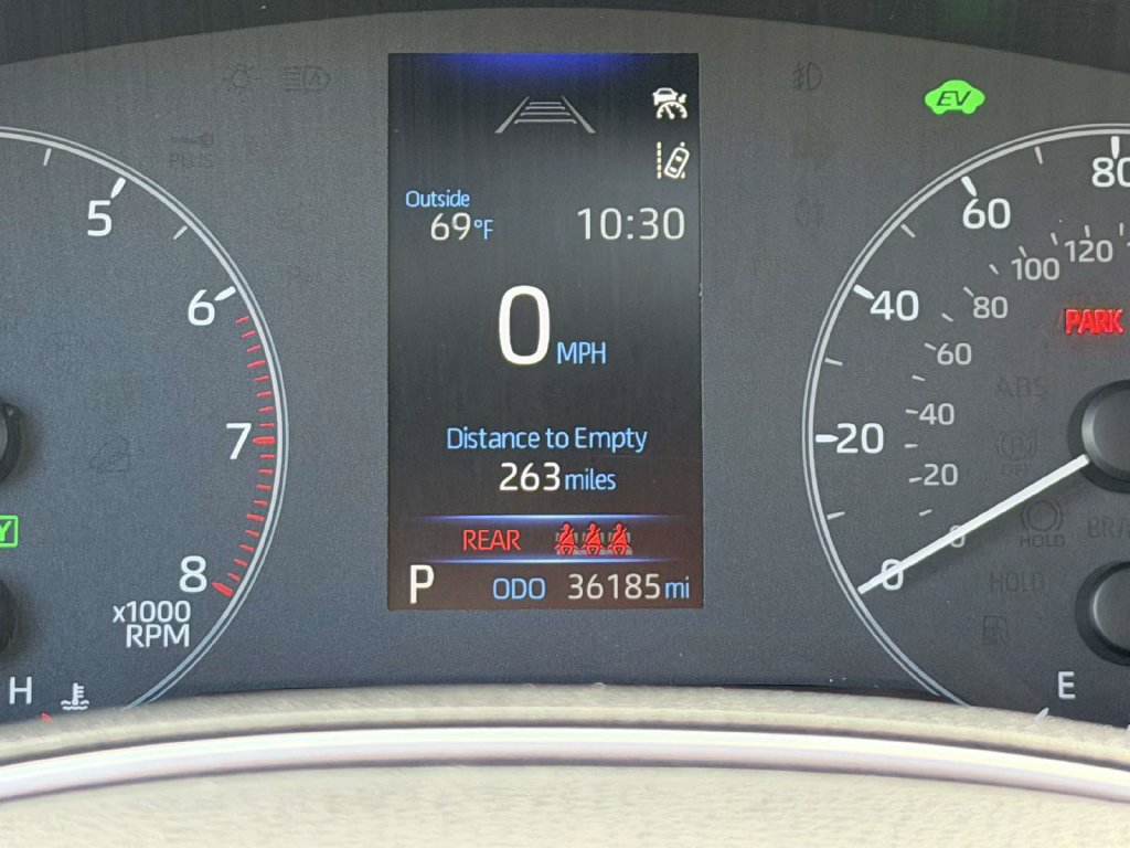 Certified 2025 Toyota Corolla Cross AWD Hybrid w/ Moonroof Package image 10