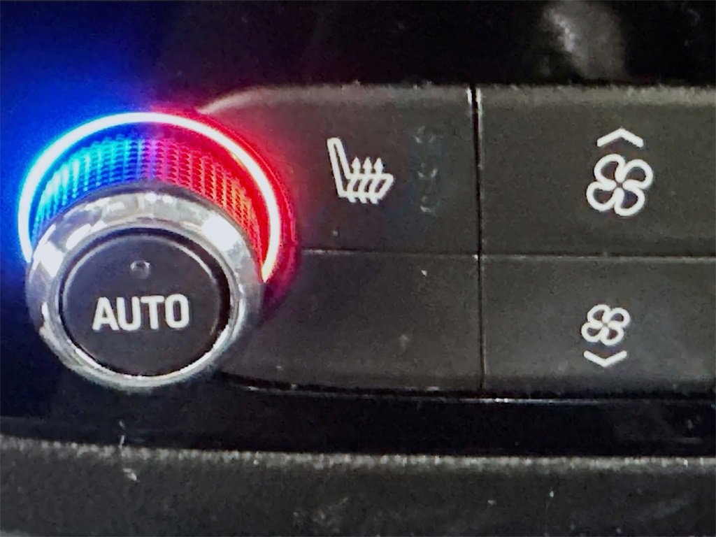 Used 2019 Buick Enclave Essence image 20