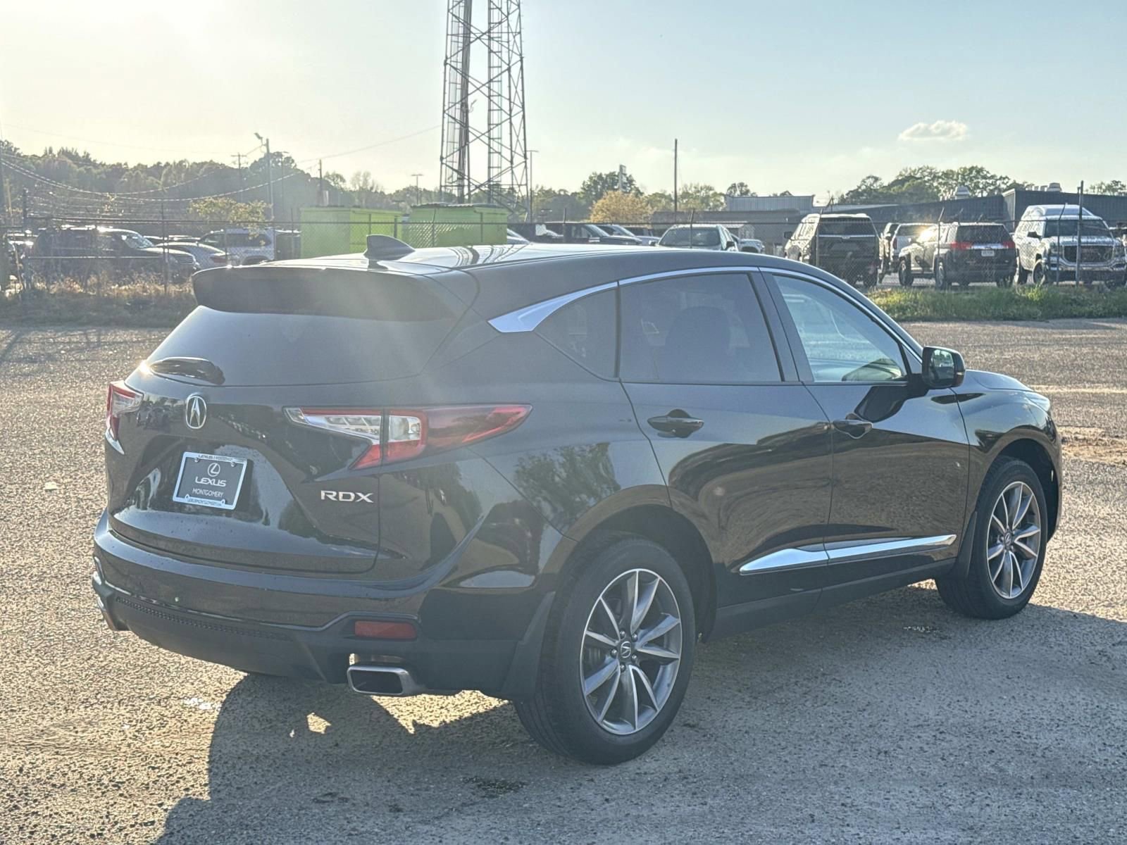 Used 2023 Acura RDX w/ Technology Package image 3