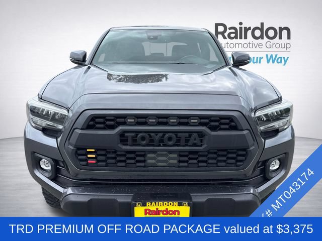 Used 2021 Toyota Tacoma TRD Off-Road w/ TRD Premium Off Road Package AWD/4WD image 2