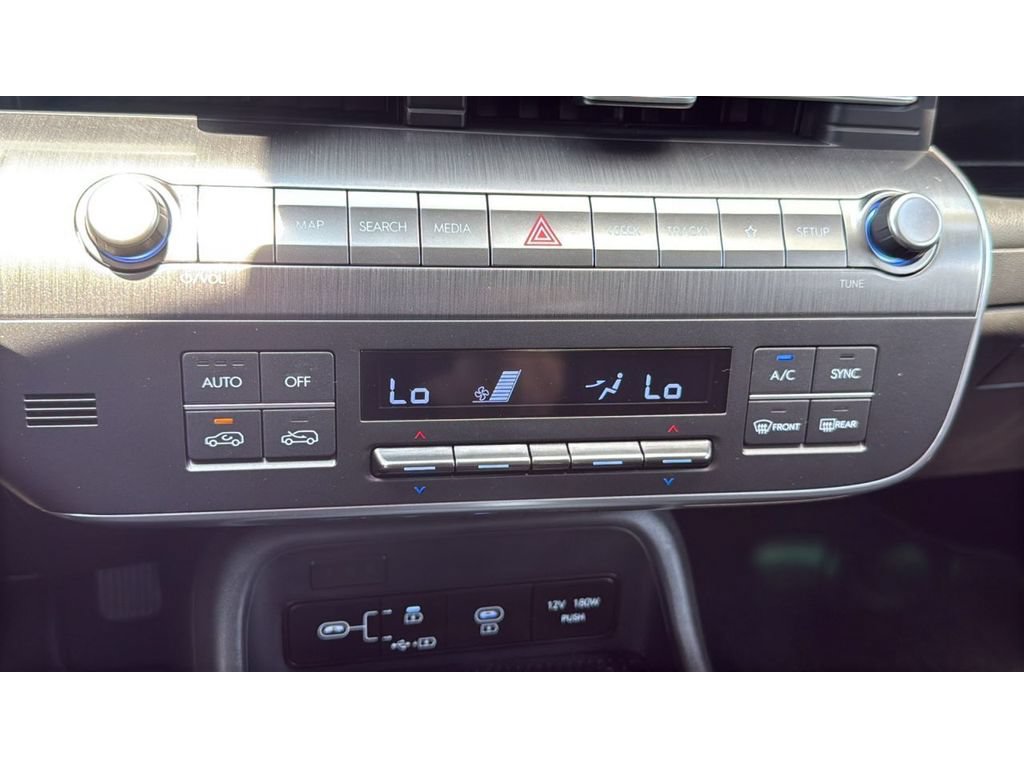 Used 2024 Hyundai Kona SEL AWD/4WD image 22