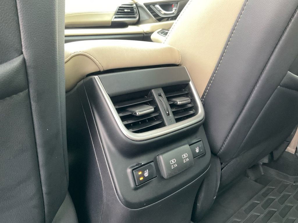 Used 2020 Subaru Legacy Limited image 29
