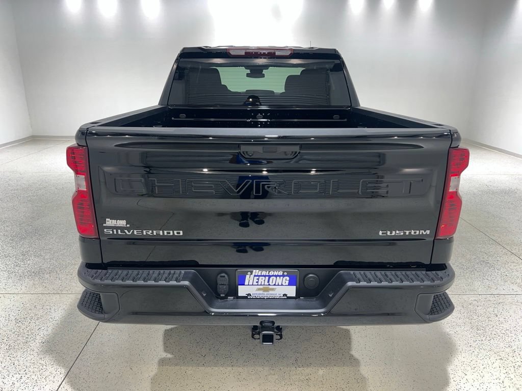 New 2026 Chevrolet Silverado 1500 Custom AWD/4WD image 4