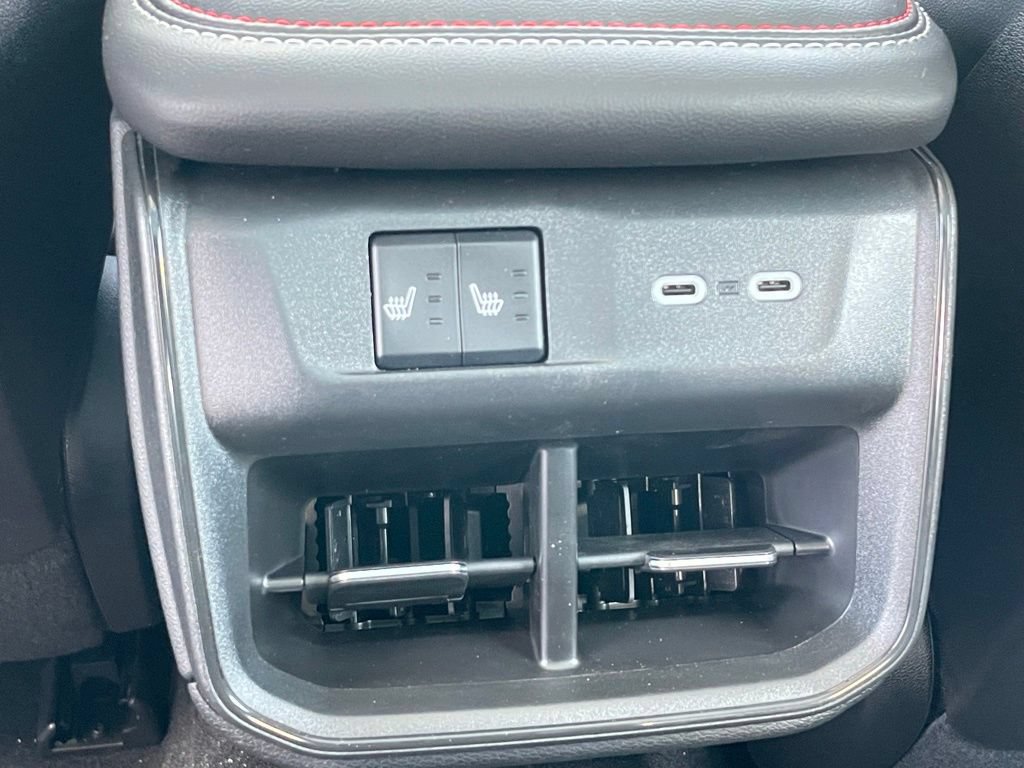 New 2026 Dodge Charger R/T AWD/4WD image 13