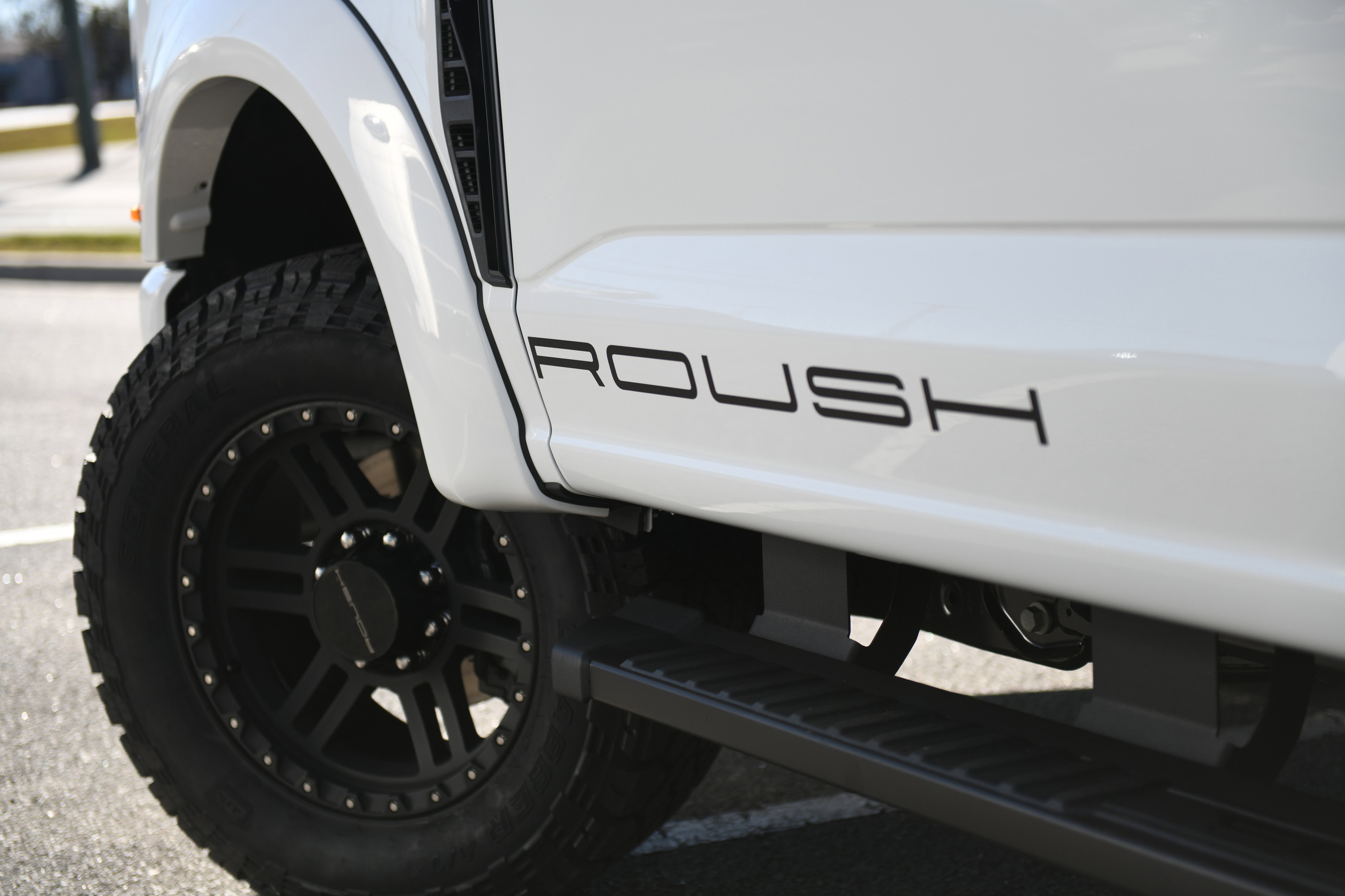 New 2026 Ford F250 Lariat w/ Black Appearance Package image 16