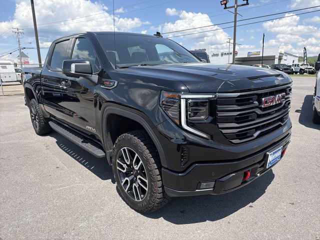 Used 2026 GMC Sierra 1500 AT4 w/ AT4 Premium Package AWD/4WD image 3