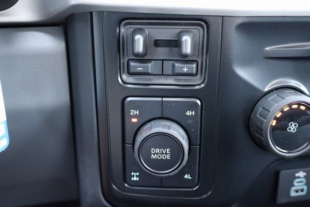 New 2025 Ford F350 XLT image 27