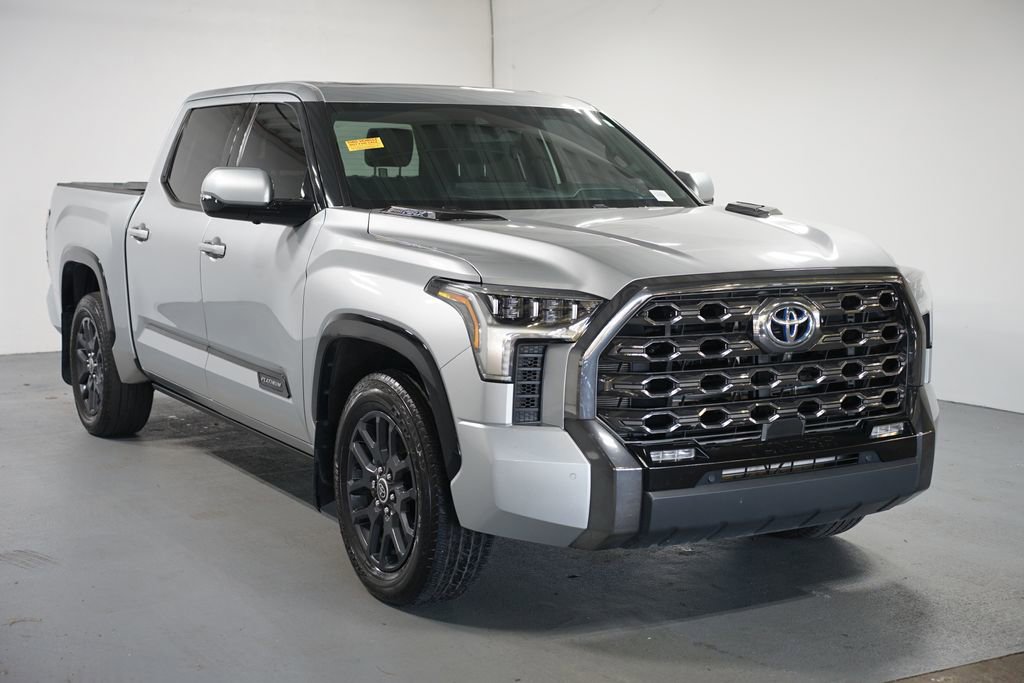 Used 2023 Toyota Tundra Platinum image 3
